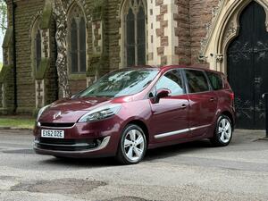 RENAULT GRAND SCENIC