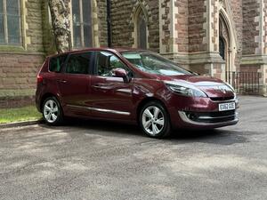 RENAULT GRAND SCENIC